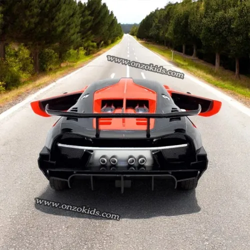 Voiture téléguidée avec accélérateur