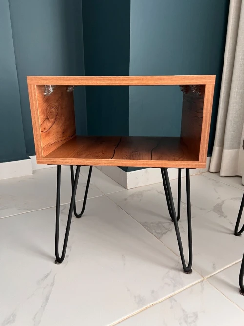 Table de chevet moderne en hêtre 