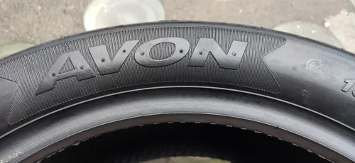 Pneu moto 150 70r14