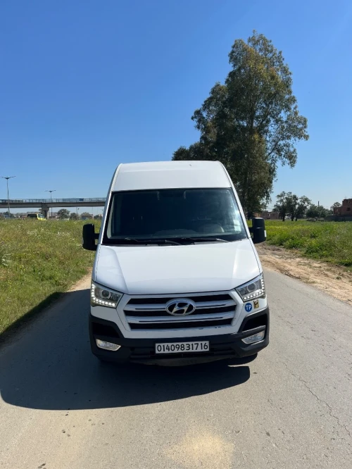 Hyundai H350 