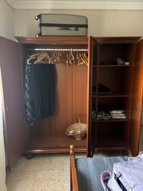 Chambre à coucher merisier