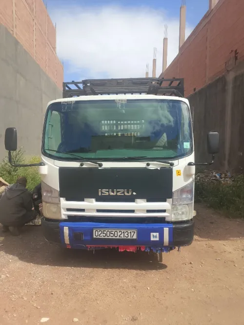 Isuzu Npr 2013