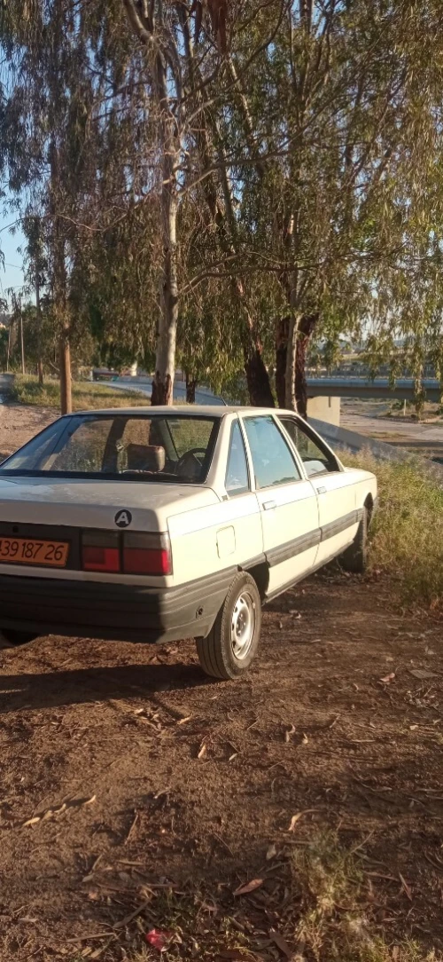 Renault 21 1987 