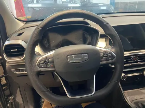 Geely Coolray 2026 
