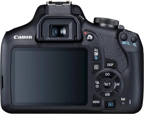 Canon EOS 2000D + EF-S 18-55 mm IS II