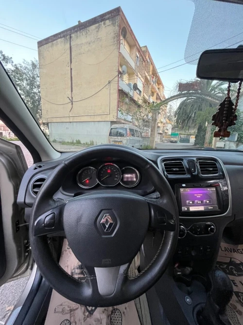 Renault Symbol 2015 