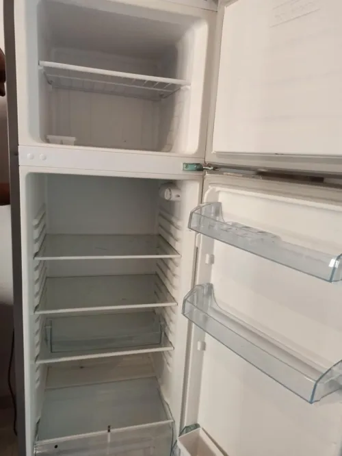 Réfrigérateur très bon état