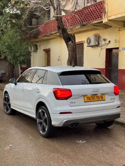 Audi Q2 2019 S LINE
