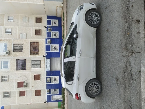 Peugeot 208 2015 Active Facelift