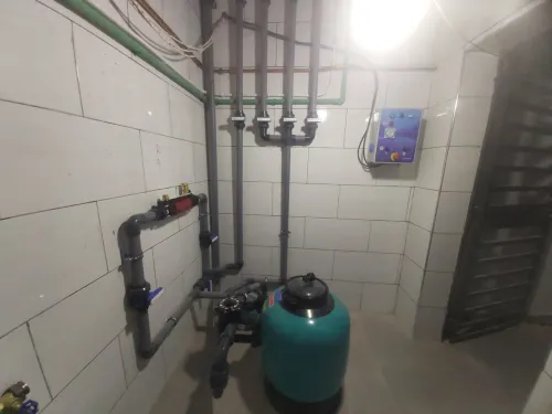 EQUIPEMENT DE PISCINE /SPA/ COMPETITION/ ET REALISATION /SERVICE