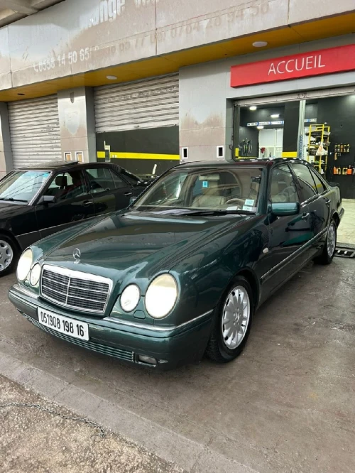 Mercedes Classe E 1998 E300