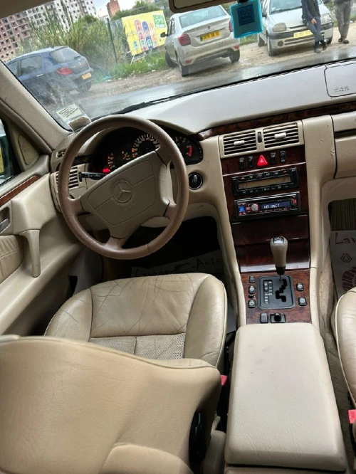 Mercedes Classe E 1998 E300