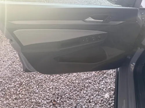 Volkswagen Golf 8 2025 R Black Edition 