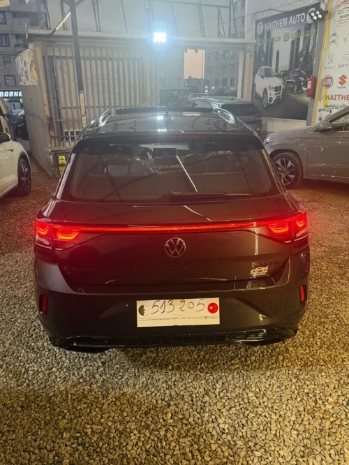 Volkswagen T-Roc 2025 R Black Edition