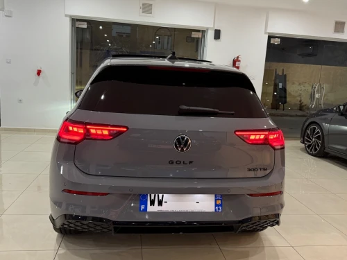 Volkswagen Golf 8 2025 R Black Edition 