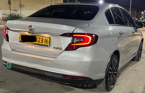 Fiat Tipo Sedan 2023 Life (boîte automatique)