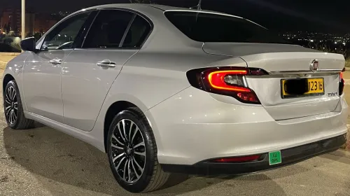 Fiat Tipo Sedan 2023 Life (boîte automatique)