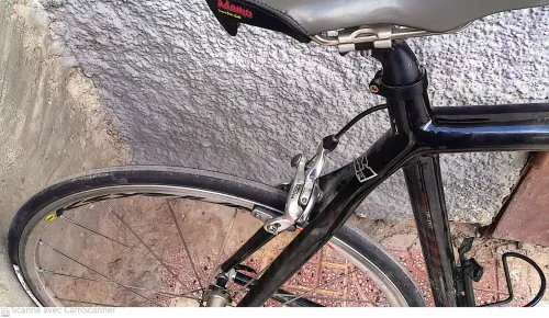 velo   marque  scott cr1 pro en carbone    scelle ism 