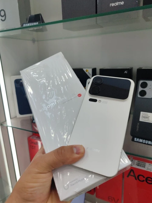 Xiaomi Xiaomi 17 pro max 16 512