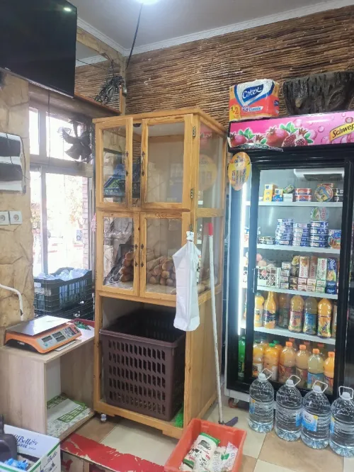 A VENDRE MATÉRIEL POUR SUPÉRETTE COMPLET