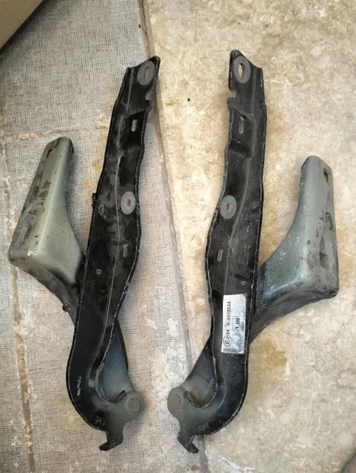 Charniere Peugeot 308