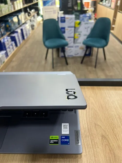 Lenovo LOQ 15IRX10 i7 13650HX  24GB RAM 1TB SSD RTX 5050  15.6
