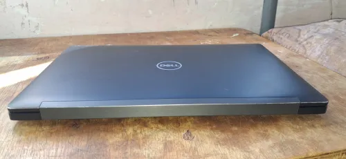 Dell Latitude 7490 Intel(R) Core(TM) i7 8650U CPU @ 1.90 GHz 2.11GHz