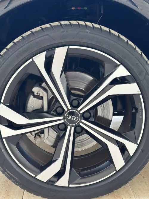 Audi Q3 2023 S line
