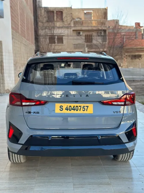 Volkswagen Jetta 2025 Vs5