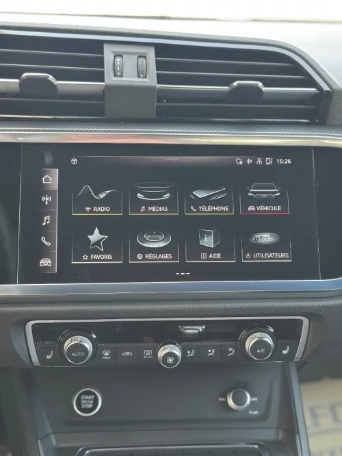 Audi Q3 2023 S line