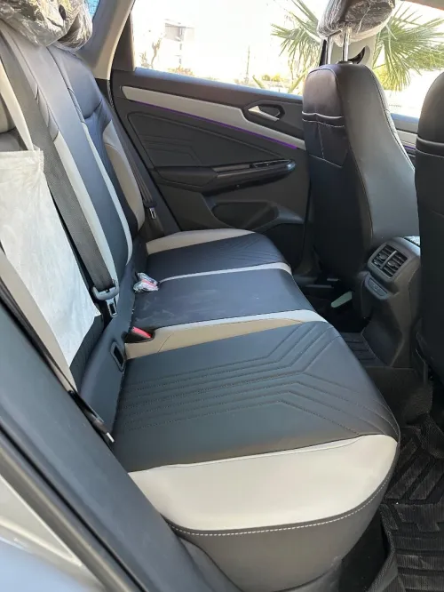 Volkswagen Jetta 2025 Vs5