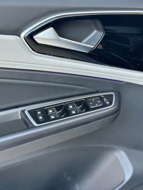 Volkswagen Jetta 2025 Vs5