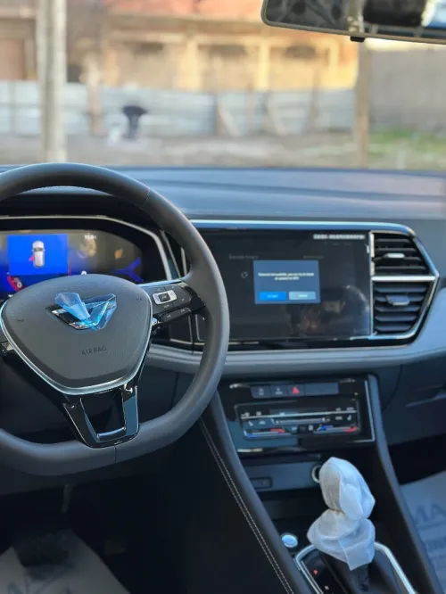 Volkswagen Jetta 2025 Vs5
