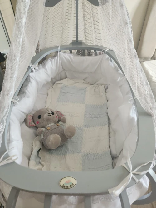 Lit bébé  prince et princesse