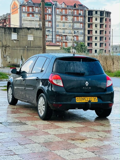 Renault Clio 3 2012 Night and Day