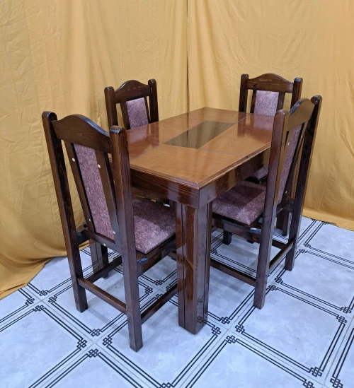 Table 4 chaises 