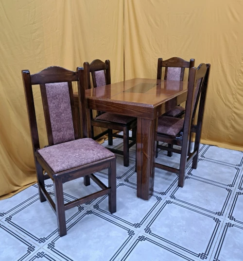 Table 4 chaises 