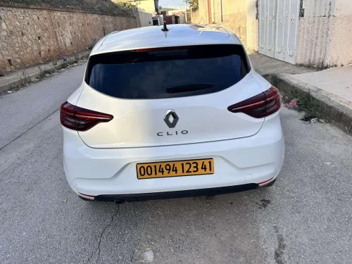 Renault Clio 5  2023 Evolution