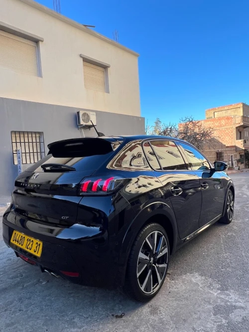 Peugeot 208 2023 GT