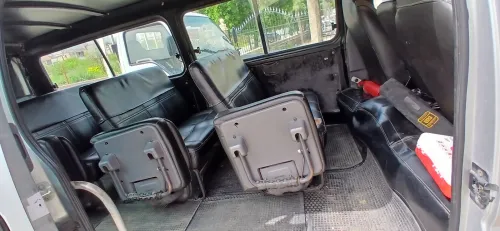Nissan Urvan 2012