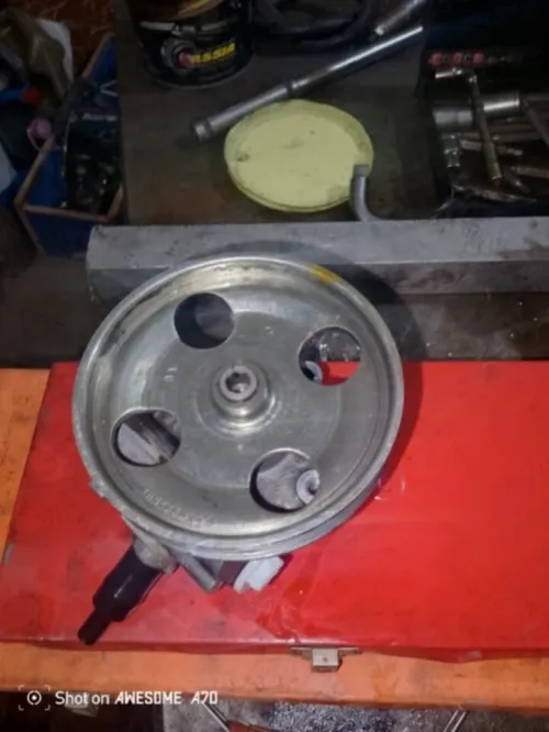pompe direction Peugeot 1.6 hdi