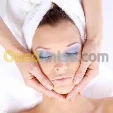 ESTHETICIENNE ET COIFFEUSE