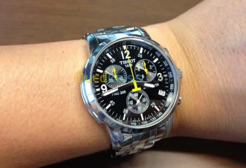 MONTRE pour hommes TISSOT PRC200