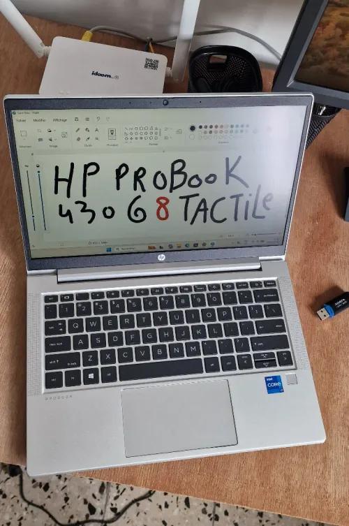 HP probook 430 G8 tactile - i7 11em 8gb 256 ssd