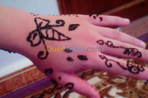 rchim hanna + masques du corp