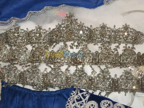 Décoration ( habilleuse de mariée )