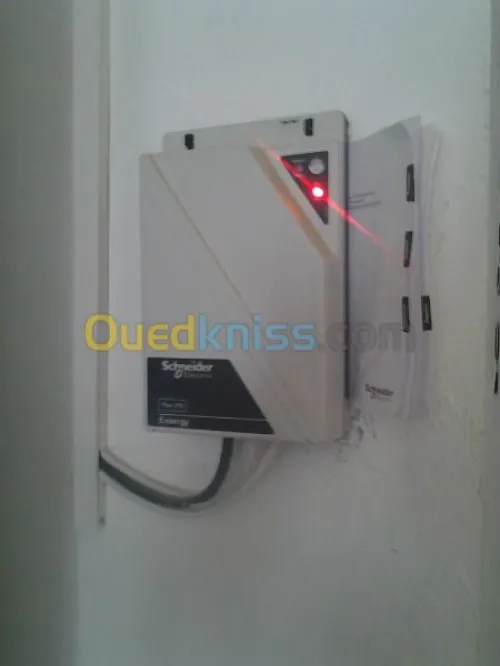 Electricté et télécommunication.