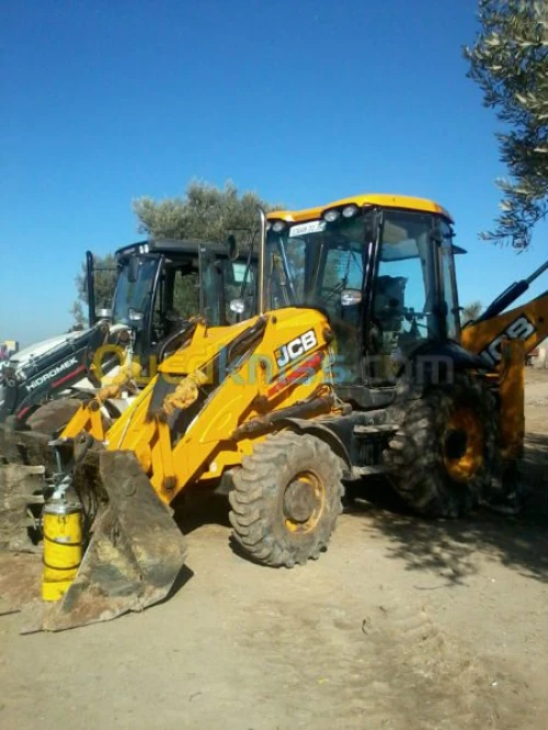 Location engines retro chargeur case brise roche