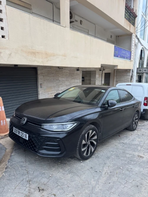 Volkswagen Passat 2025 Pro