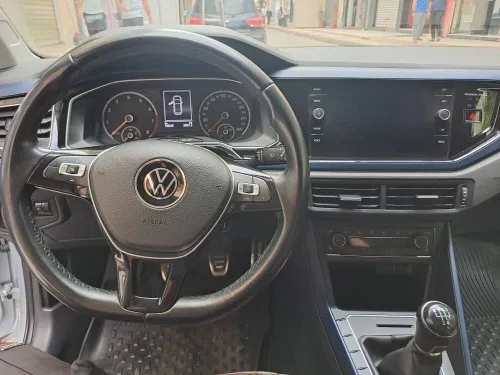 Volkswagen Polo 2021 United